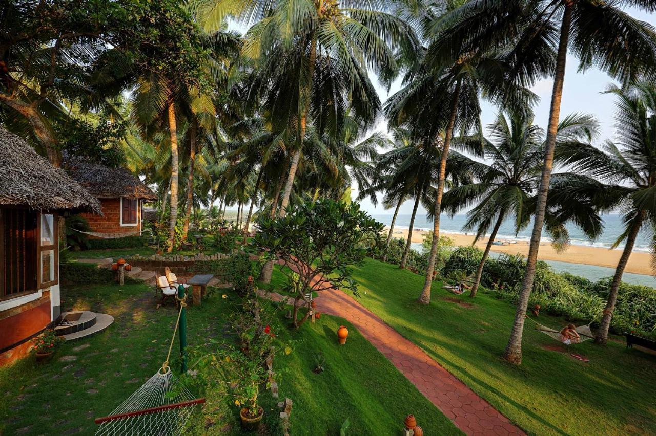 Soma Manaltheeram Ayurveda Beachvillage Kovalam Exteriör bild