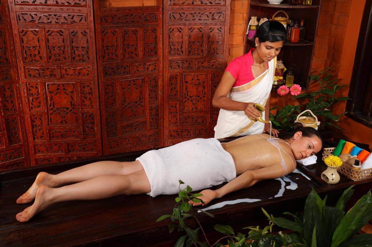 Soma Manaltheeram Ayurveda Beachvillage Kovalam Exteriör bild