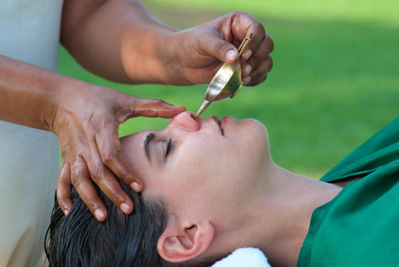 Soma Manaltheeram Ayurveda Beachvillage Kovalam Exteriör bild
