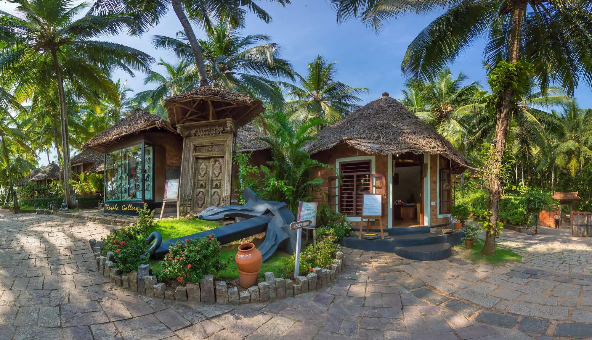Soma Manaltheeram Ayurveda Beachvillage Kovalam Exteriör bild