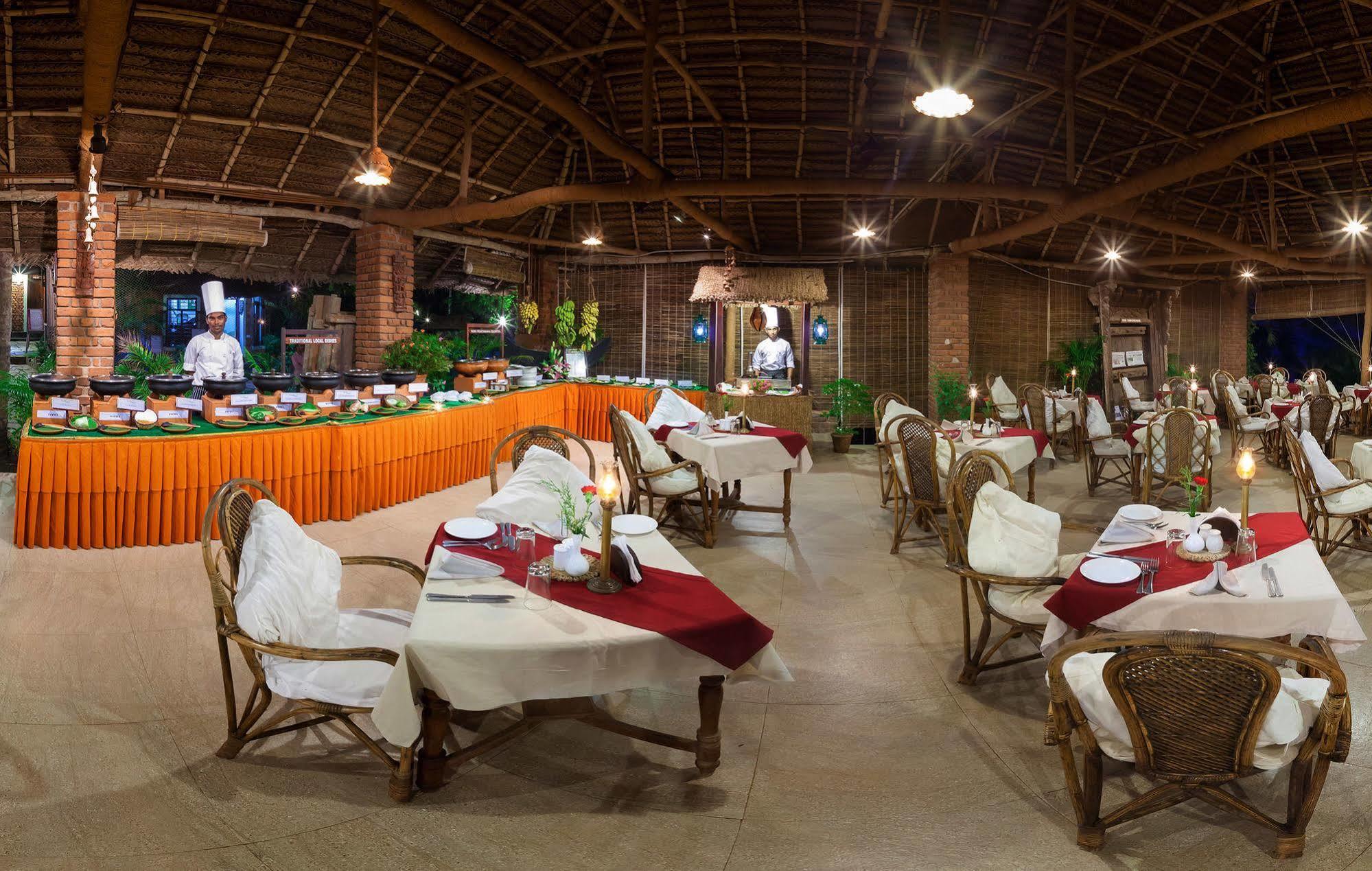 Soma Manaltheeram Ayurveda Beachvillage Kovalam Exteriör bild