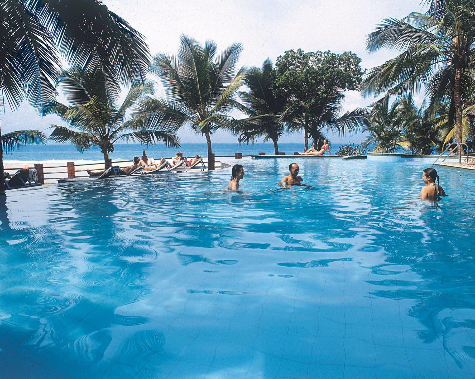 Soma Manaltheeram Ayurveda Beachvillage Kovalam Bekvämligheter bild